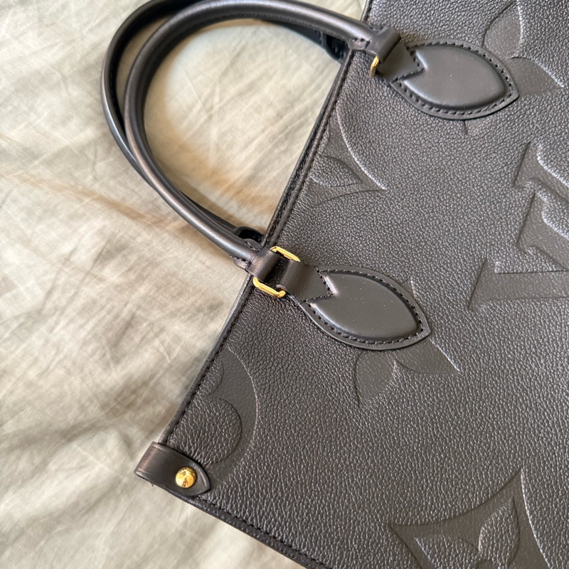 Louis Vuitton Onthego 黑牛皮 MM手提肩背包-9