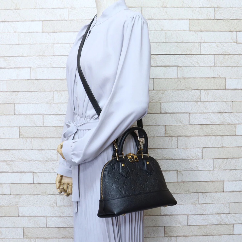 情人節特惠近新閒置✨ Louis Vuitton LV M44832 Néo Alma PM 經典老花壓花牛皮手提斜背艾瑪包貝殼包-附掛鎖🔐-4