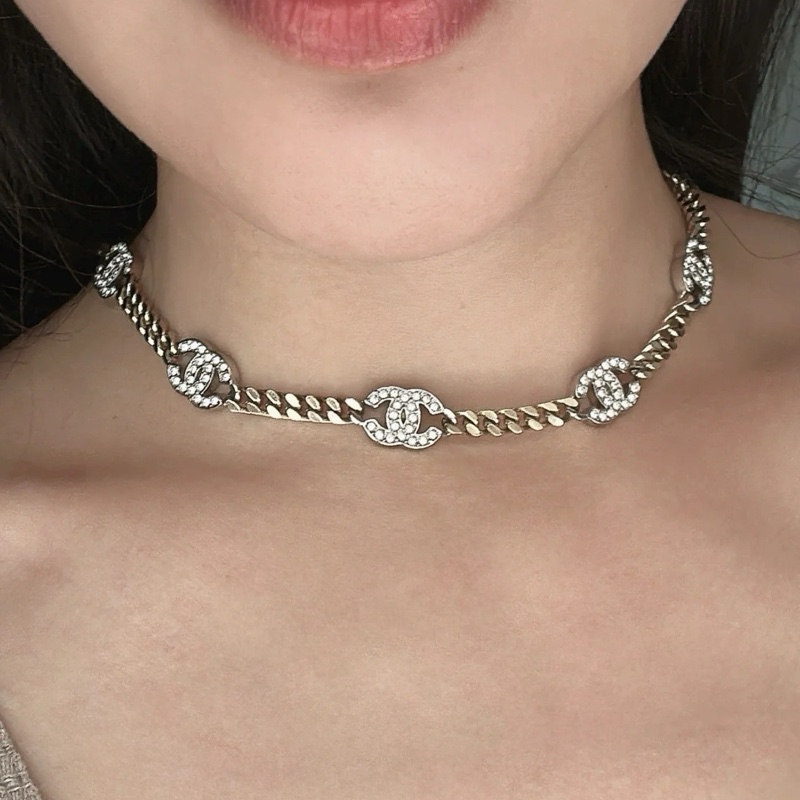 Chanel 香奈兒 淡金鏈條搭配銀色水鑽雙C 鏈長約38cm~-9