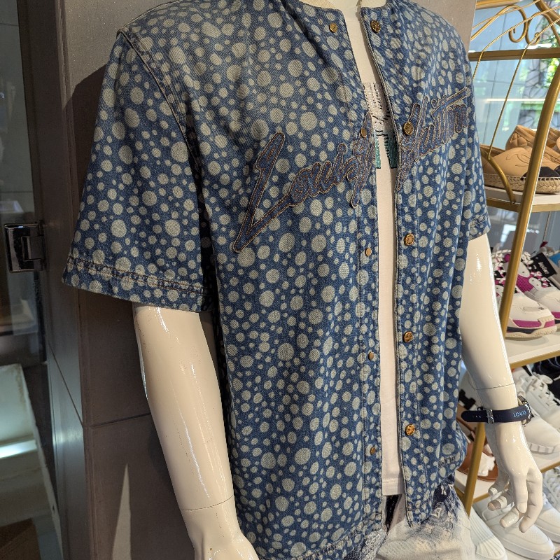 莉亞精品♡LV草間彌生聯名點點牛仔短袖襯衫 尺碼L-0