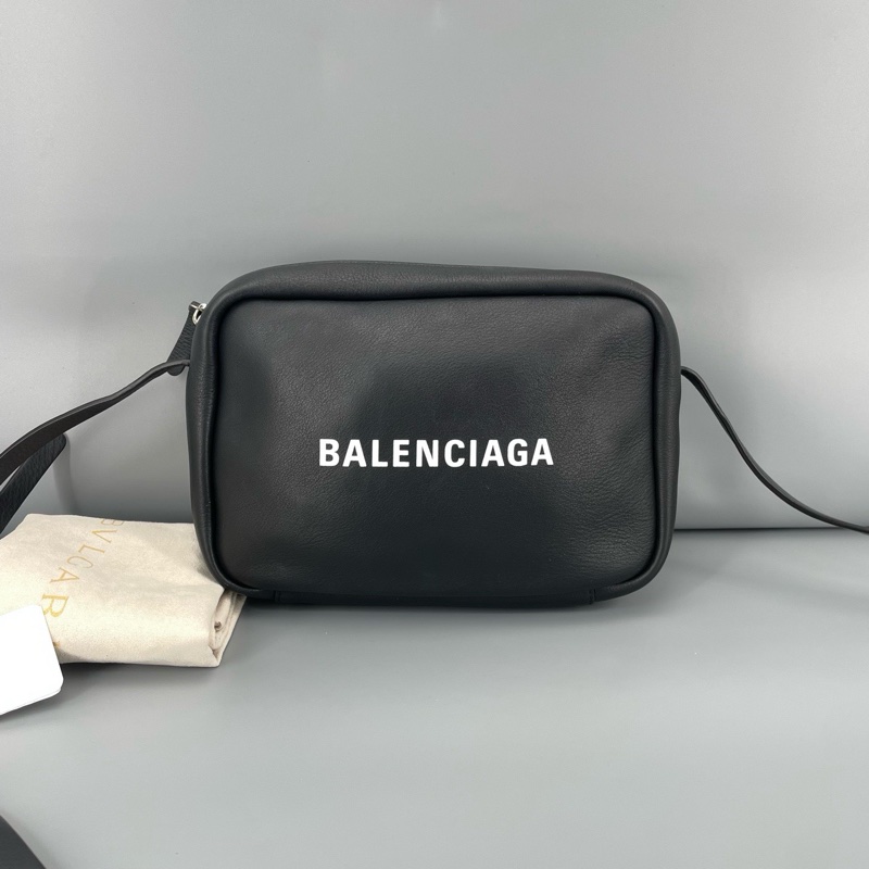 Balenciaga 巴黎世家相機包單肩包 黑色 尺寸約23*17*4cm 男女可背-0