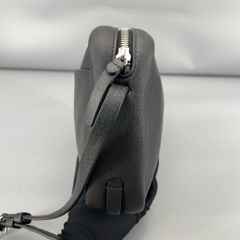 Balenciaga 巴黎世家相機包單肩包 黑色 尺寸約23*17*4cm 男女可背-4
