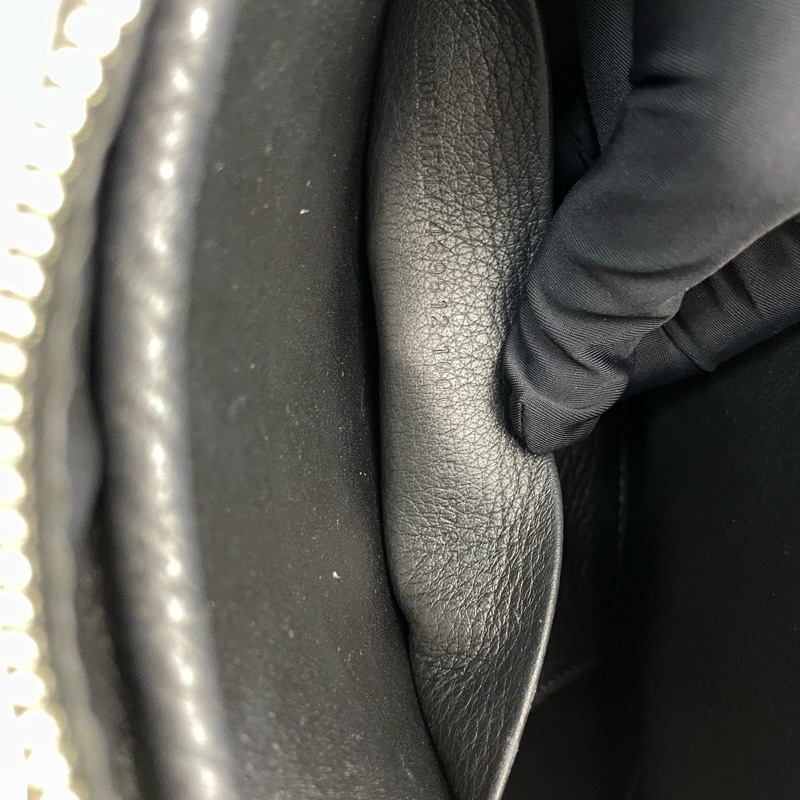 Balenciaga 巴黎世家相機包單肩包 黑色 尺寸約23*17*4cm 男女可背-8