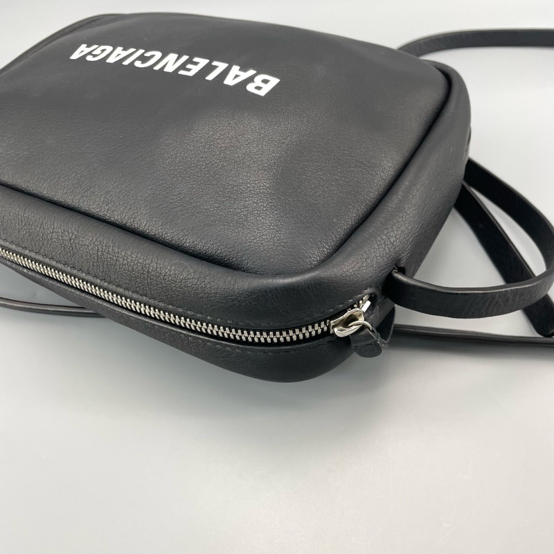 Balenciaga 巴黎世家相機包單肩包 黑色 尺寸約23*17*4cm 男女可背-12