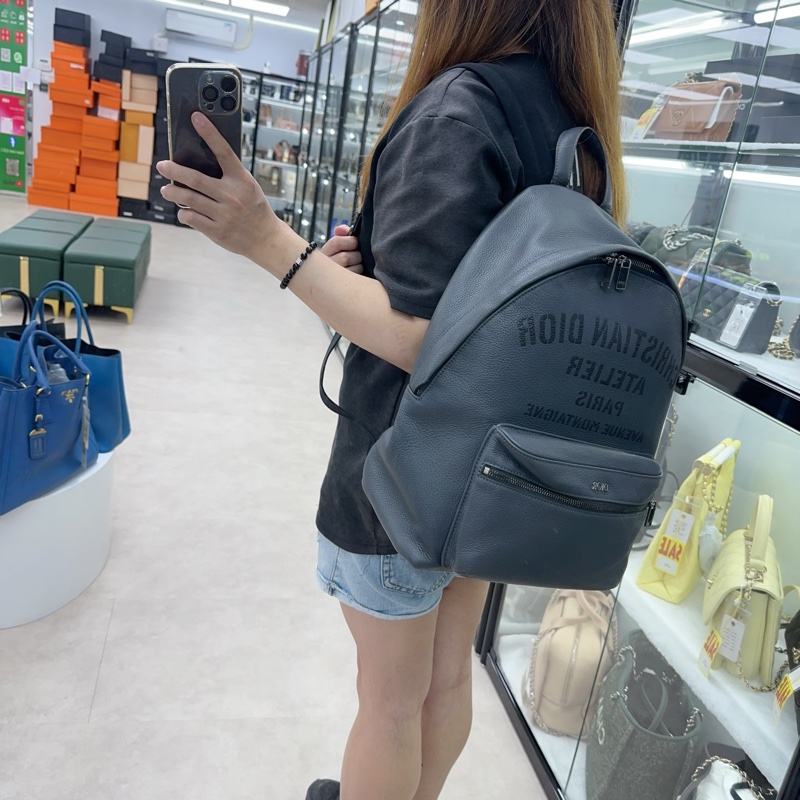 DIOR Atelier Signature Backpack 全真皮灰色背包-1