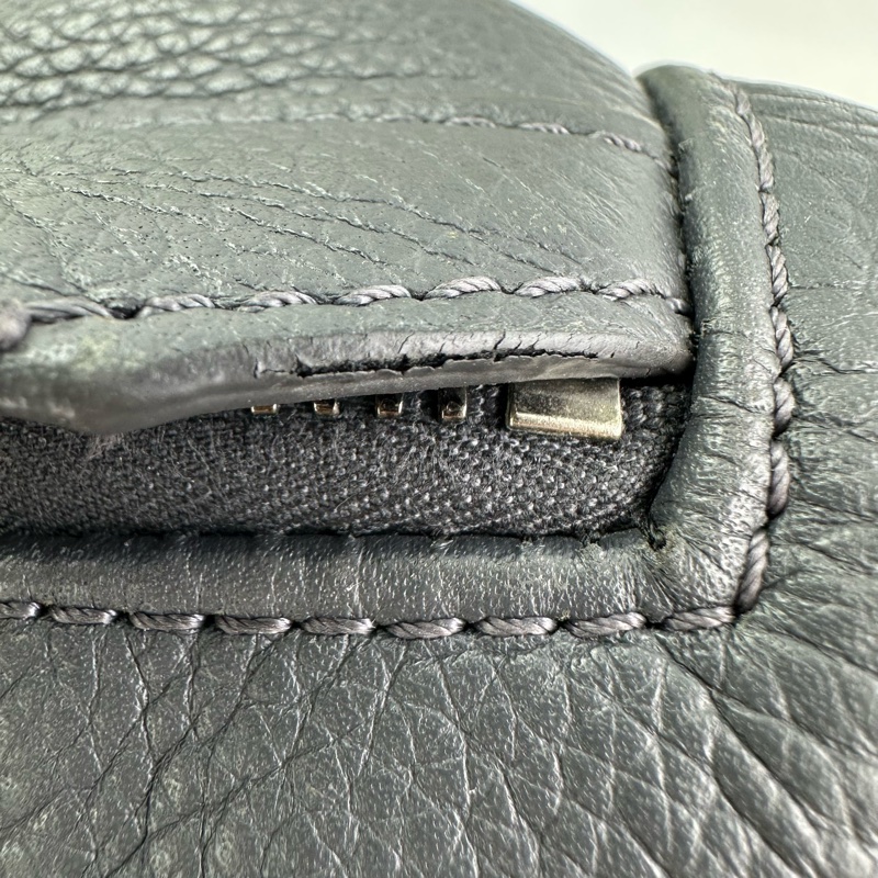 DIOR Atelier Signature Backpack 全真皮灰色背包-11