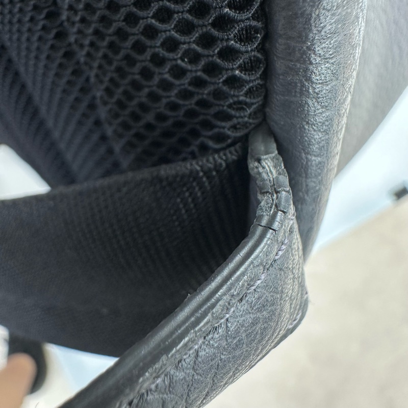 DIOR Atelier Signature Backpack 全真皮灰色背包-19