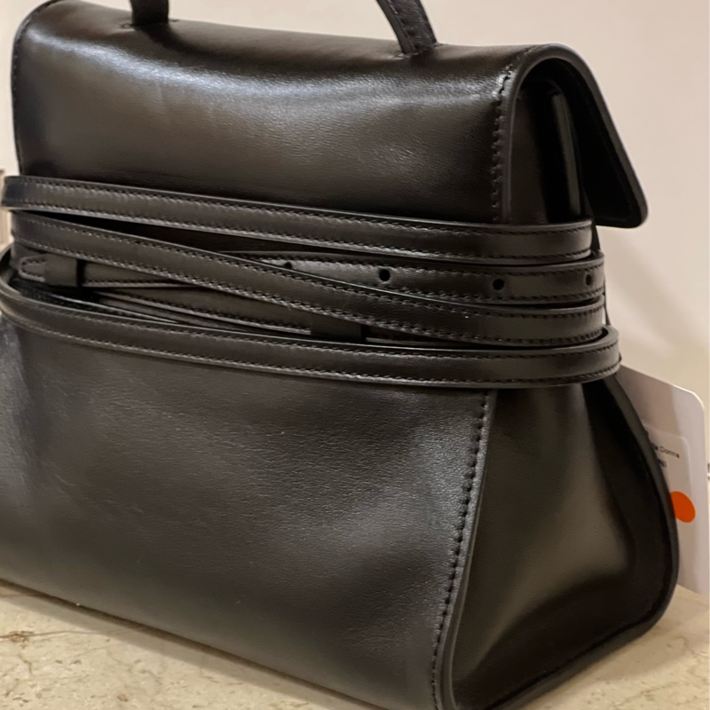 MOSCHINO Tie Me 綁帶包 （附揹帶）現貨-18