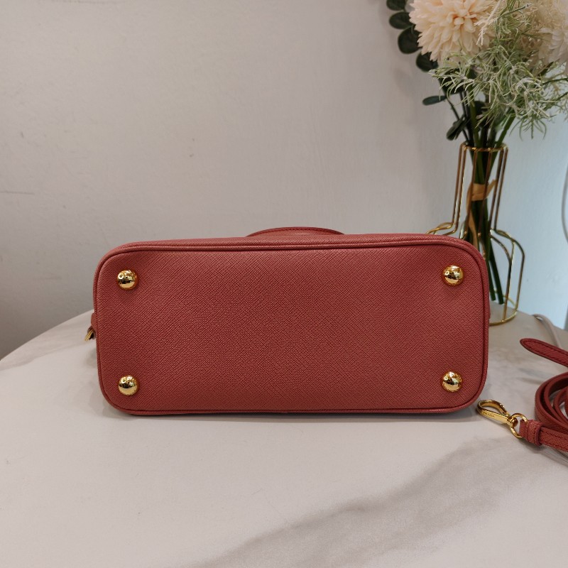 Prada 2 ways shoulder bag-7