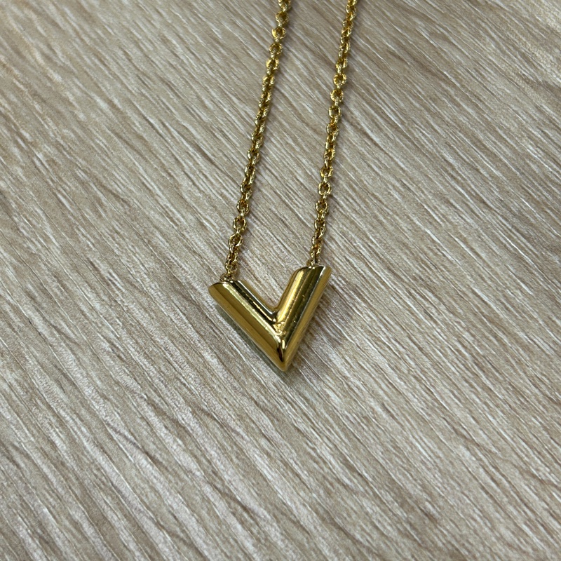 Lv V字項鍊M61083-2