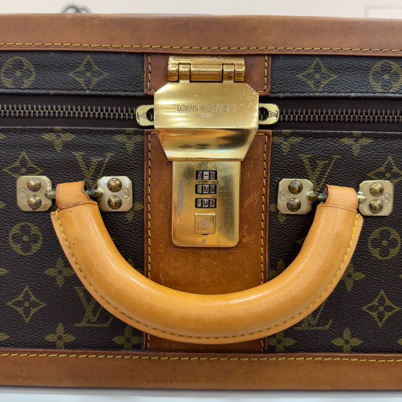 Louis Vuitton 大型金釦行李箱-18