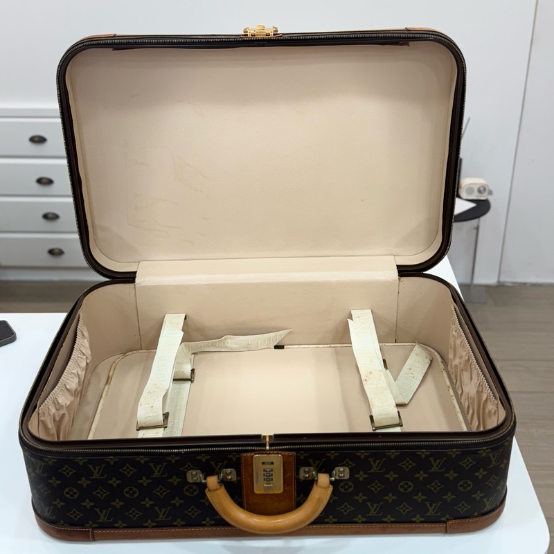Louis Vuitton 大型金釦行李箱-19