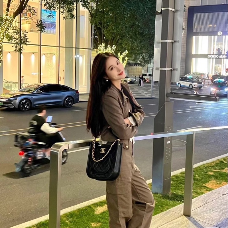 Chanel 24S hobo bag 黑金牛 晶片款 全新閒置-1