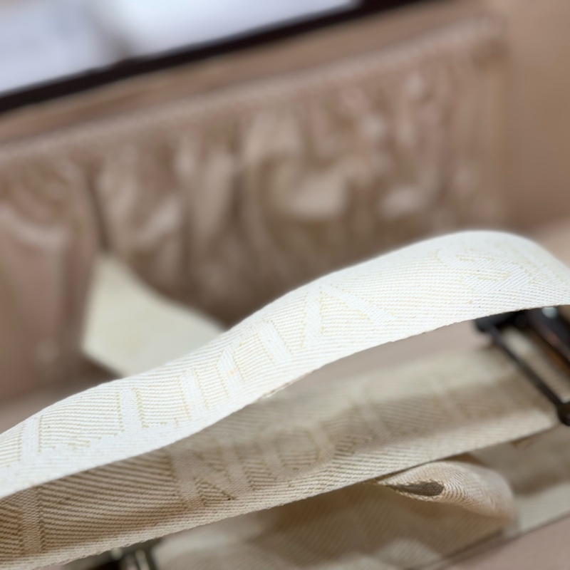Louis Vuitton 經典旅行硬箱-20