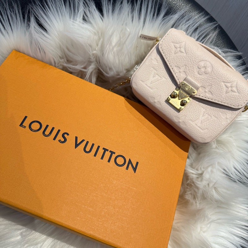 全新 LV 迷你郵差包 Micro Métis (米白)-0