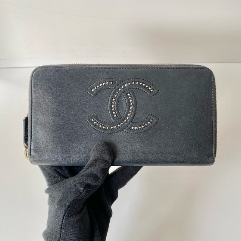 CHANEL 藍灰色 鉚釘 雙C 拉鍊 8卡 長夾 A80333-6