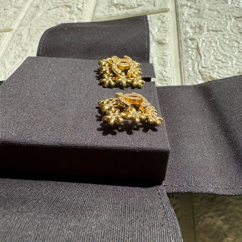 Chanel 金色小花方圈鑽飾耳環 針式耳環 耳釘-3