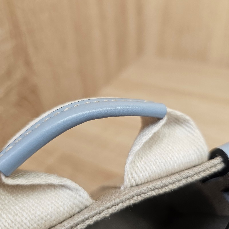 Chloe 帆布淡藍NanoWoody斜背包-15