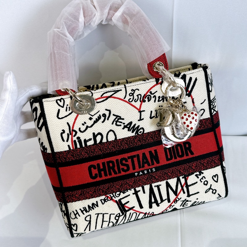 莉亞精品♡ Dior情人節限定 黛妃包 全新閒置品-2