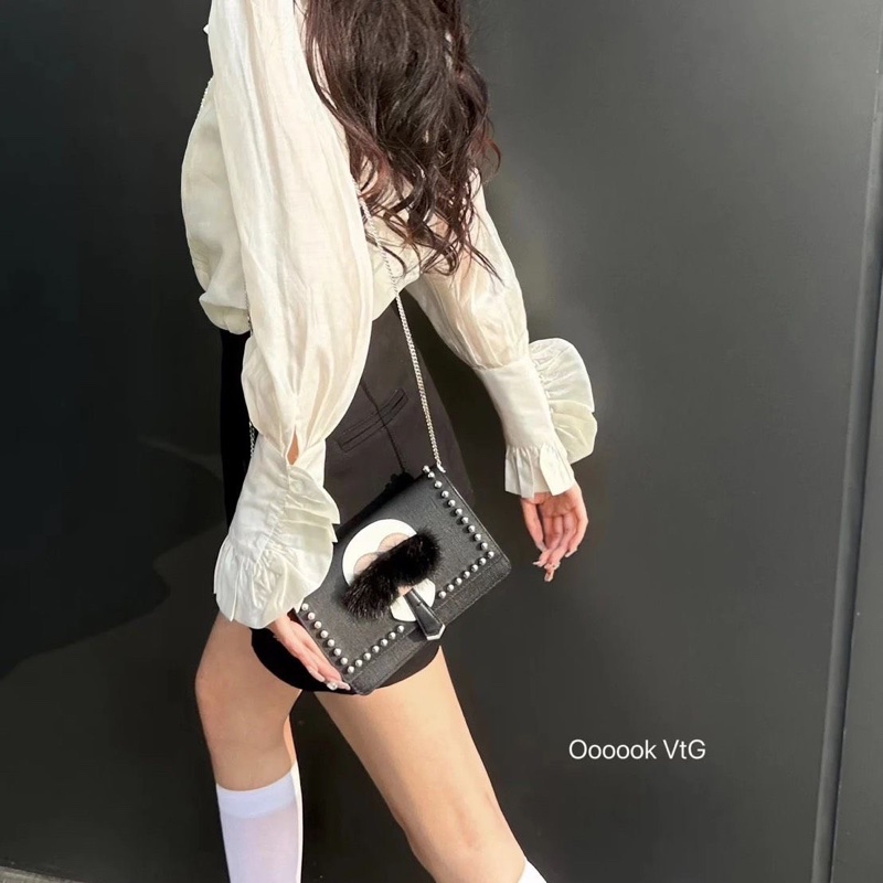 莉亞精品♡ Fendi 老佛爺woc鏈條包 二手美包-1