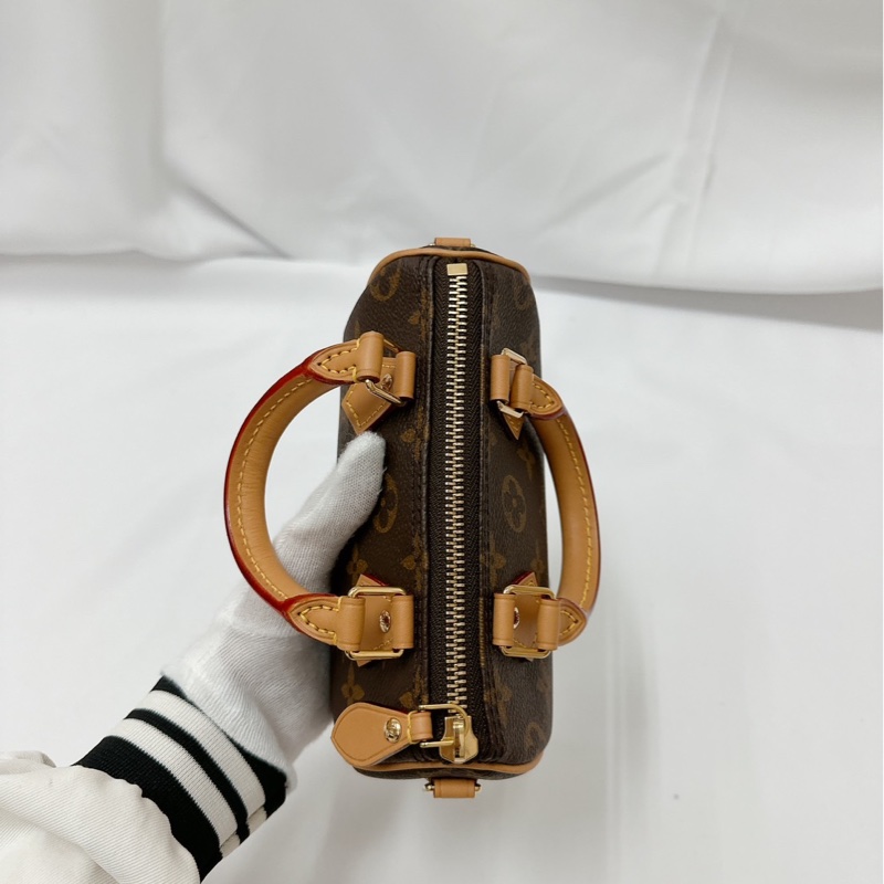 莉亞精品♡ LV nano speedy 二手美包-7