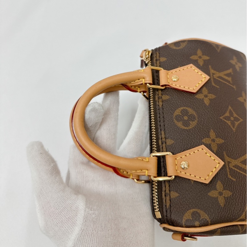 莉亞精品♡ LV nano speedy 二手美包-12
