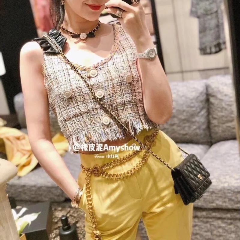 莉亞精品♡ Chanel 黑金荷葉邊包 二手美包-1