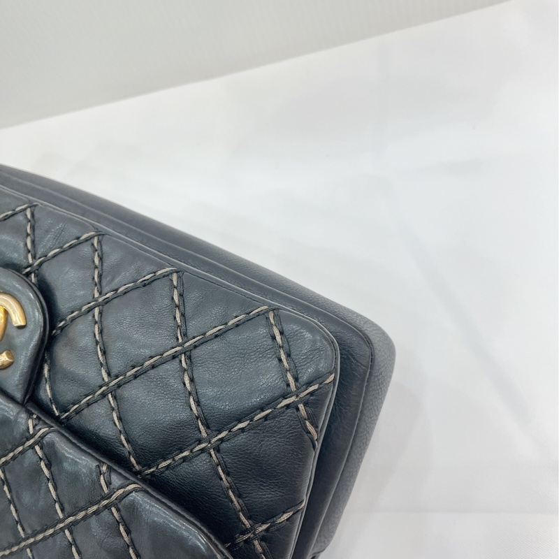 莉亞精品♡Chanel A92360 外縫線內雙層口蓋包 拼色 二手美包-9