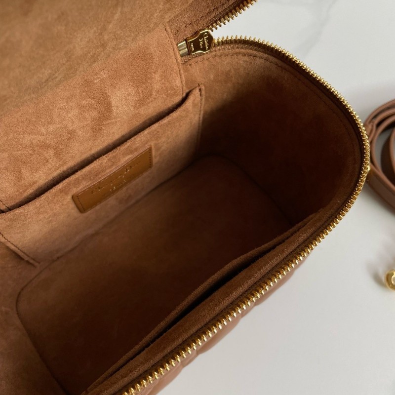 DIOR 迪奧化妝包 焦糖色 經典藤格紋肩背包-6