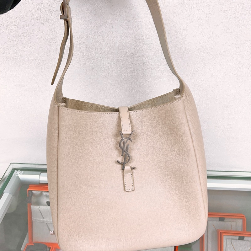 YSL 聖羅蘭 le 5 a 7 hobo 小號淺米灰 淺奶茶 托特/肩背包-0