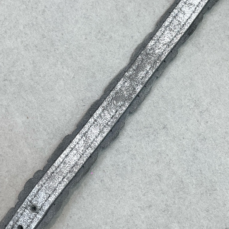 Bottega Veneta 銀灰色真皮手帶 XA080-6