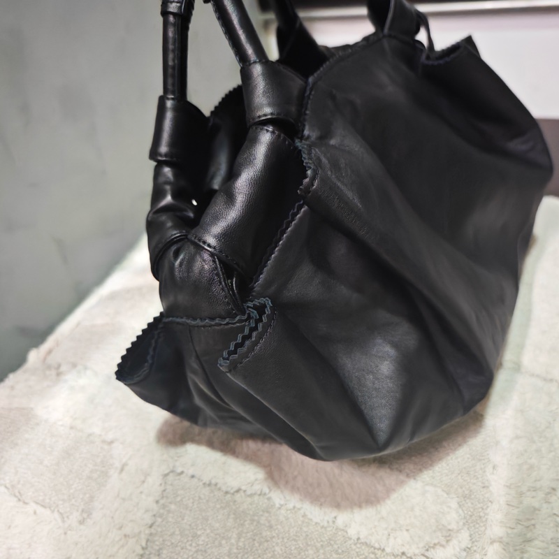 近新閒置商品 Loewe 雲朵空氣水餃包/小款-23