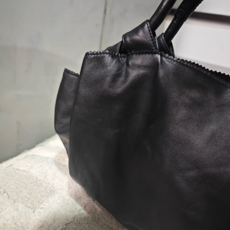 近新閒置商品 Loewe 雲朵空氣水餃包/小款-30