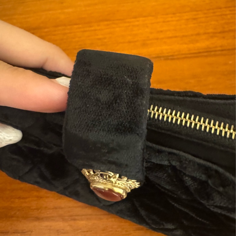 Chanel黑絨布寶石雙層功能小包✨✨-17