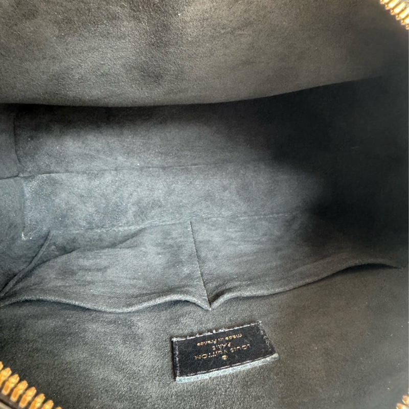 LV淺花紋拼上黑皮革手提兩用包-30