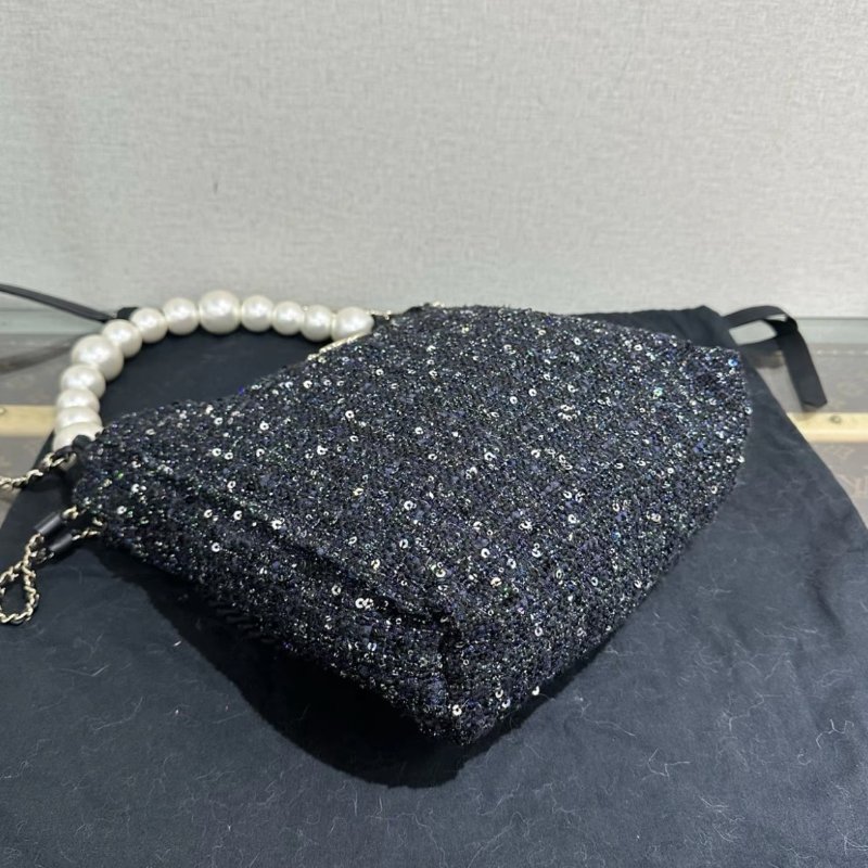 CHANEL 毛呢亮片金扣珍珠鏈條福袋水桶包25*26*8 98新 配件盒子塵袋保卡-2