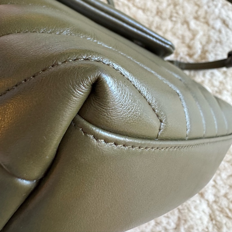 YSL Lou mini 經典山形紋斜背包 墨綠色-11