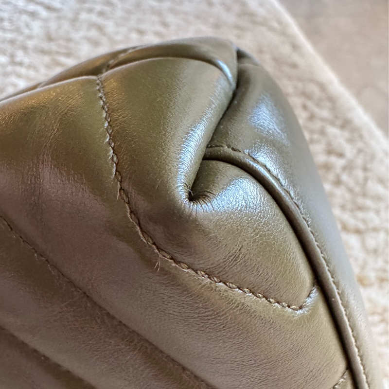 YSL Lou mini 經典山形紋斜背包 墨綠色-12