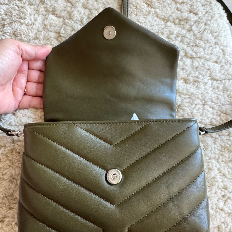 YSL Lou mini 經典山形紋斜背包 墨綠色-18