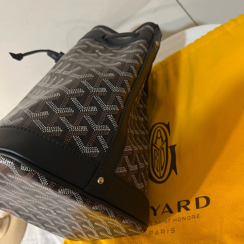 ෆ Goyard Petit Flot水桶 黑色-10