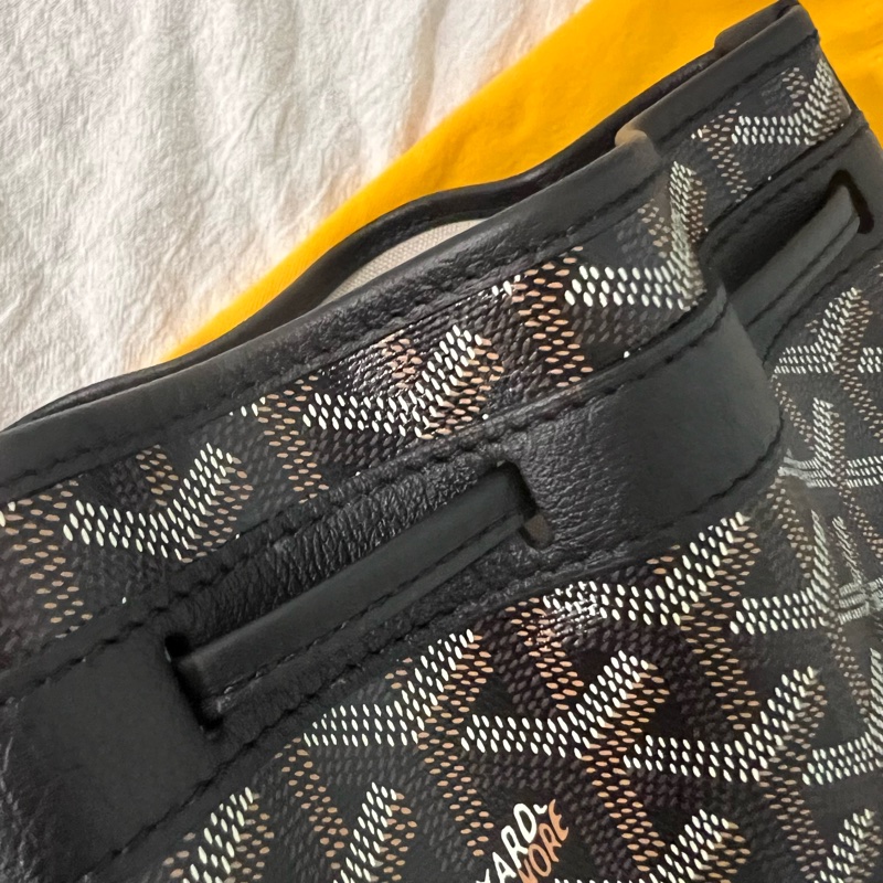 ෆ Goyard Petit Flot水桶 黑色-14