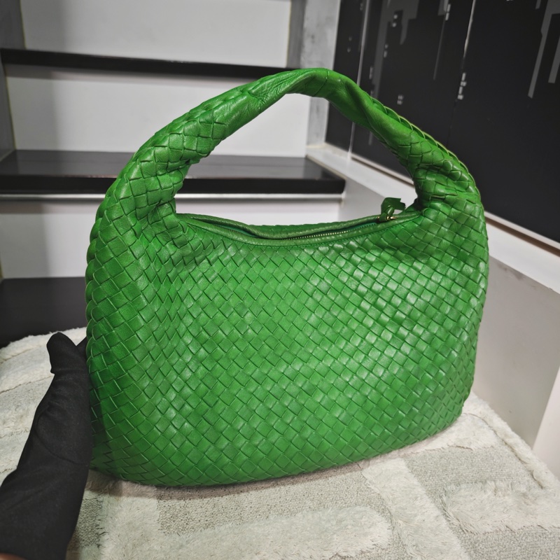 近新閒置 Bv 綠色編織hobo 月牙包-3