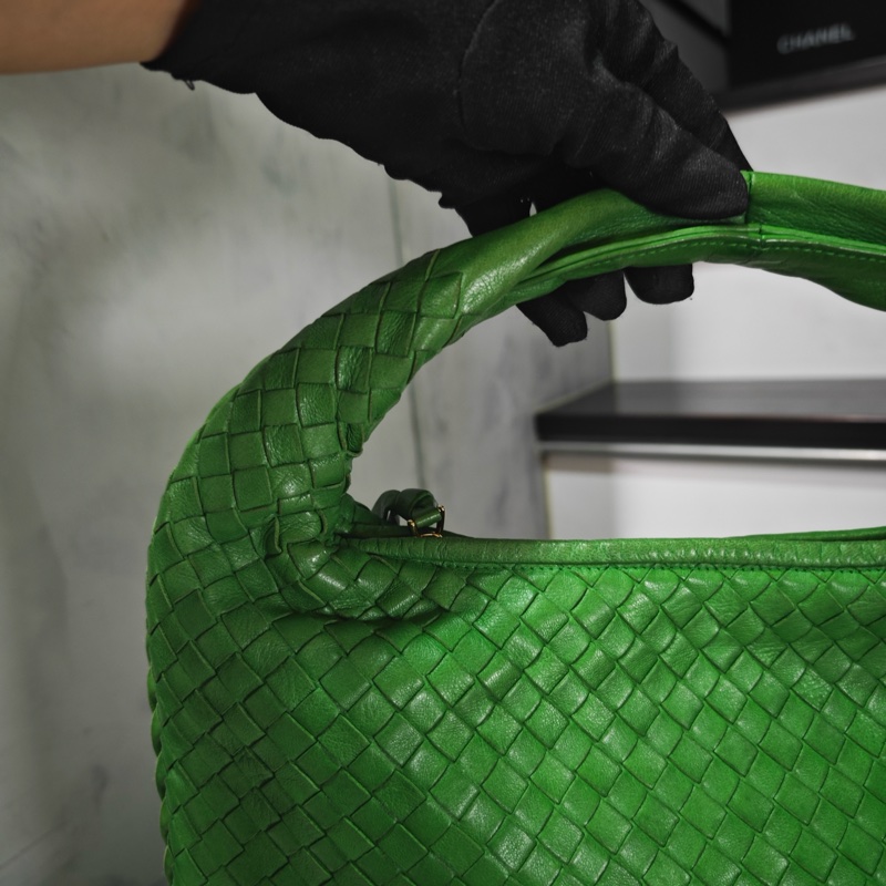 近新閒置 Bv 綠色編織hobo 月牙包-8