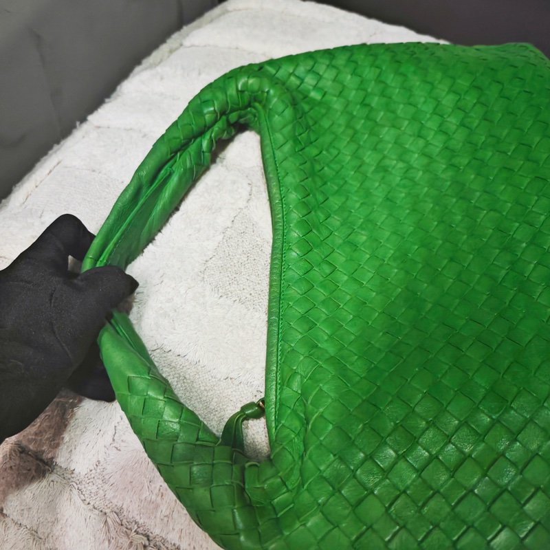 近新閒置 Bv 綠色編織hobo 月牙包-10