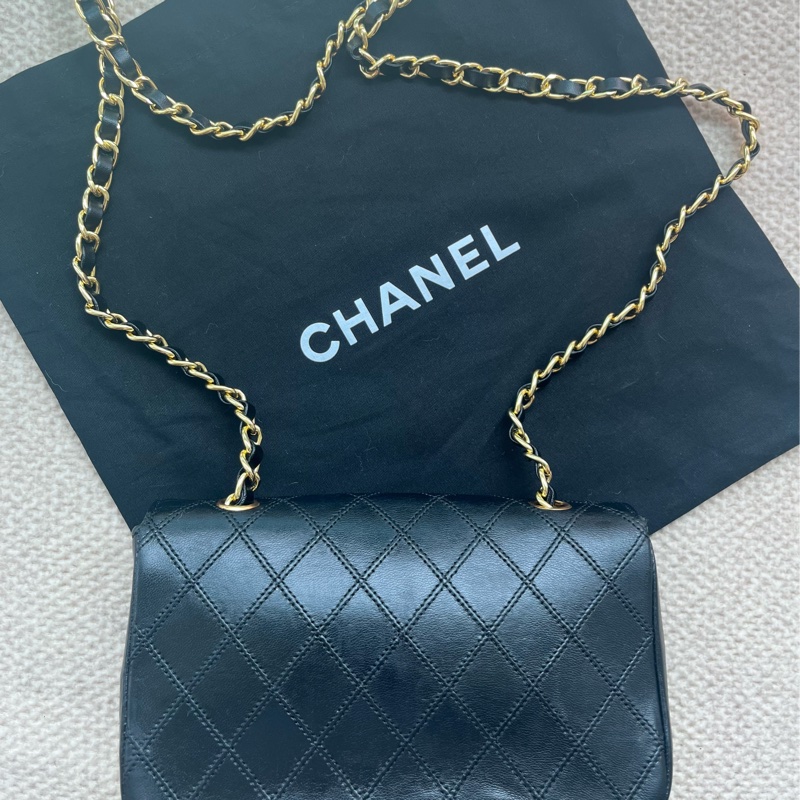 Chanel vintage 大金釦mini斜背包-6