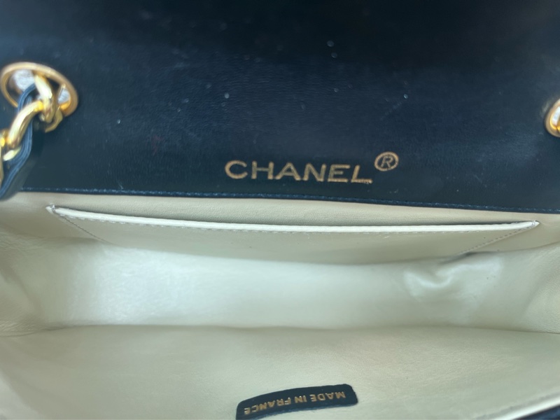 Chanel vintage 大金釦mini斜背包-8