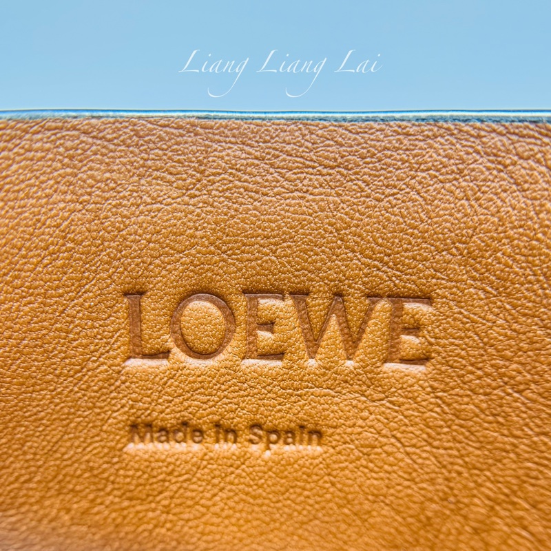 LOEWE 羅威 Pocket 經典小牛皮藍/咖撞色斜背手機包-2