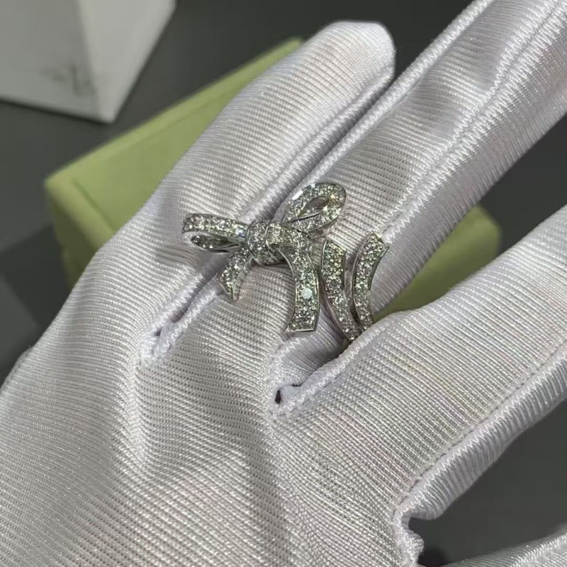 Vca梵克雅寶高級珠寶Ruban蝴蝶結白金滿戒指49號,2013購入-4