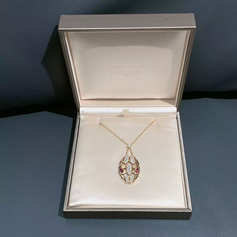 Bvlgari寶格麗Serpenti系列蛇頭項鍊鑲嵌鑽石和紅寶石玫瑰金 2019購入-3
