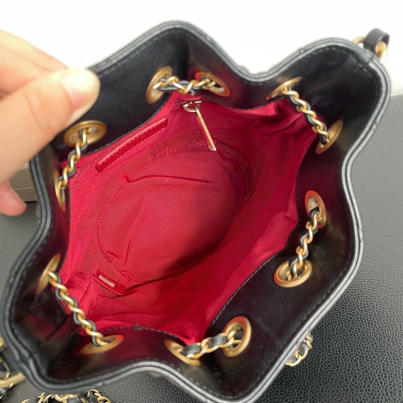 Chanel香奈兒黑金皮穿鏈水桶包肩背包斜背包-4